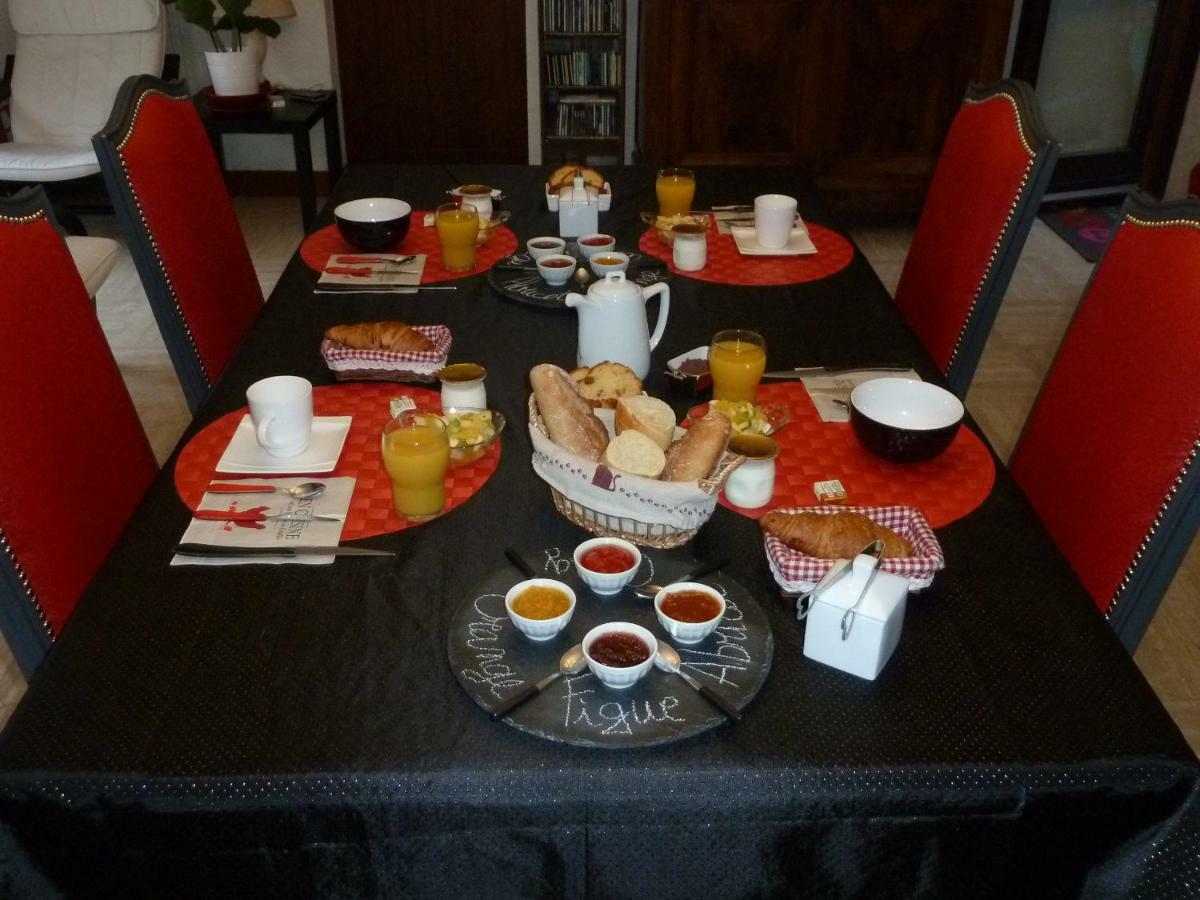 En Rouge Et Noir Bed and Breakfast Monbazillac Εξωτερικό φωτογραφία