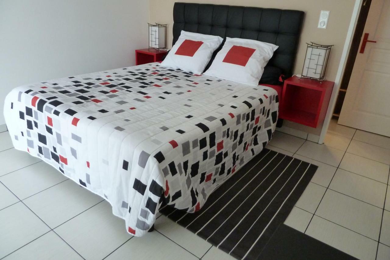 En Rouge Et Noir Bed and Breakfast Monbazillac Εξωτερικό φωτογραφία